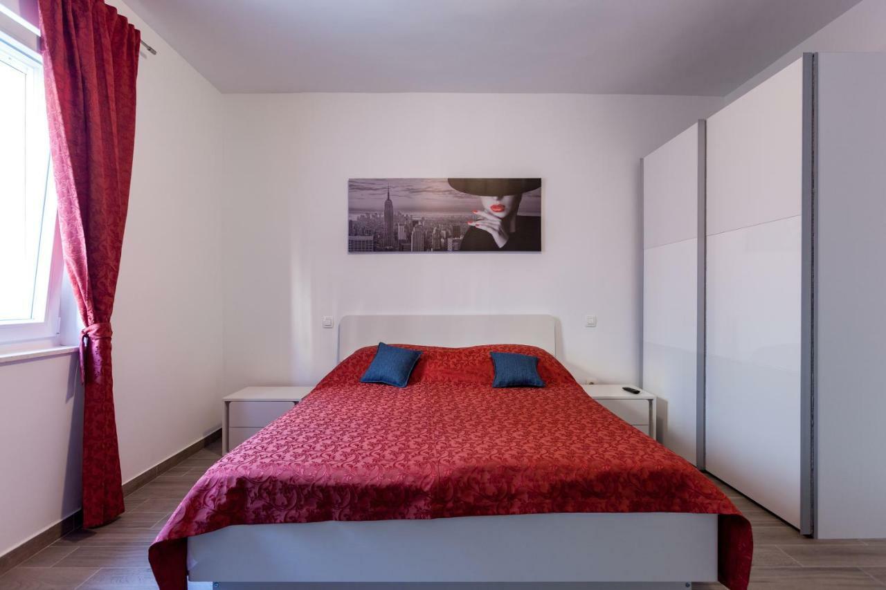 Luxury Villa Aria, Apartment Трогир Экстерьер фото